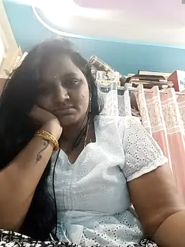 Snapshot of varshatelugu123 chatting on 04/26/26, 12:25 varshatelugu123 online show from 04/26/26, 12:25