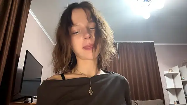 asunasue online show from 05/07/26, 11:43