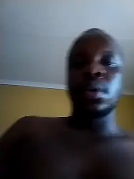 Snapshot of TSHEGOASSBABE chatting on 04/26/26, 12:47 TSHEGOASSBABE online show from 04/26/26, 12:47