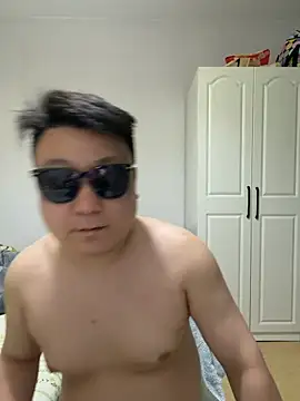 Snapshot of langzi-888 chatting on 05/15/26, 02:46 langzi-888 online show from 05/15/26, 02:46
