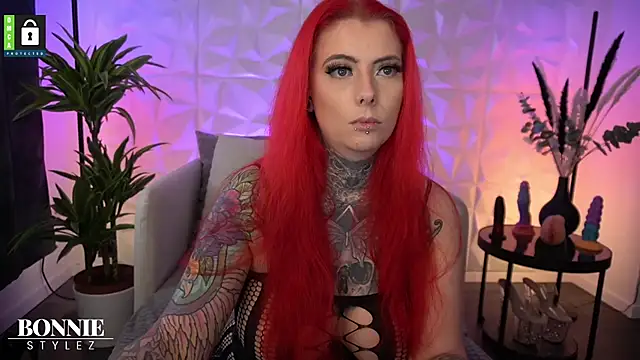 BonnieStylez online show from 02/28/25, 09:25