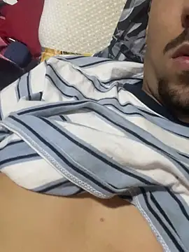 Snapshot of goldstickdick chatting on 04/26/26, 12:58 goldstickdick online show from 04/26/26, 12:58