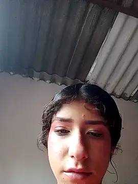 Snapshot of yenihernandez_123 chatting on 04/27/26, 01:20 yenihernandez 123 online show from 04/27/26, 01:20