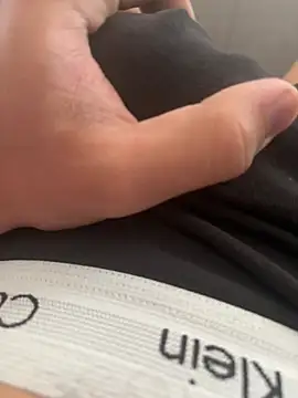 Snapshot of dacedr chatting on 04/26/26, 02:26 dacedr online show from 04/26/26, 02:26