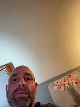 Snapshot of susitanito chatting on 03/09/25, 01:56 susitanito online show from 03/09/25, 01:56