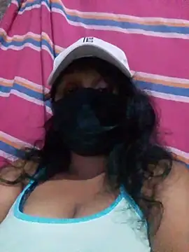 Snapshot of shashini97 chatting on 05/09/26, 05:51 shashini97 online show from 05/09/26, 05:51