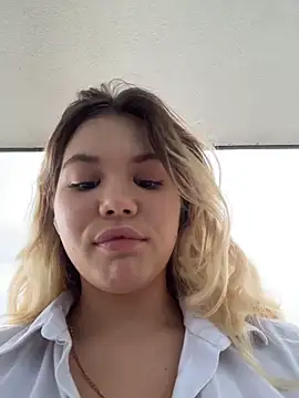 Liiimeee online show from 05/21/26, 09:49