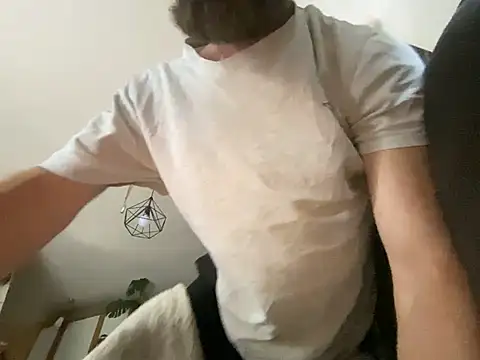 thefrenchi09 online show from 05/30/26, 06:10