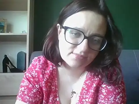 Snapshot of sensual_paris chatting on 04/27/26, 08:01 sensual paris online show from 04/27/26, 08:01