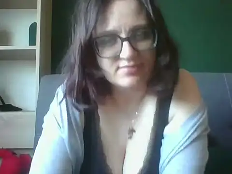 sensual paris online show from 04/30/26, 05:47