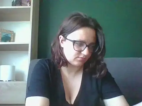 sensual paris online show from 05/28/26, 05:27