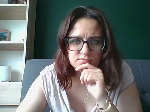 Snapshot of sensual_paris chatting on 06/18/26, 09:14 sensual paris online show from 06/18/26, 09:14