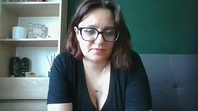 Snapshot of sensual_paris chatting on 07/30/26, 05:28 sensual paris online show from 07/30/26, 05:28