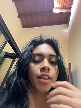 Snapshot of mia_moonna chatting on 04/30/26, 11:38 mia moonna online show from 04/30/26, 11:38