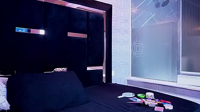 Snapshot of MarianaGiraldo chatting on 04/30/26, 12:00 MarianaGiraldo online show from 04/30/26, 12:00