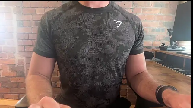 gymshrk online show from 06/17/26, 03:24