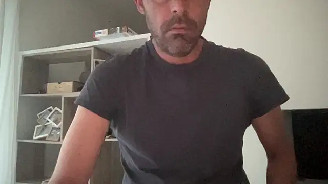Riccardo86xx online show from 04/28/26, 03:55