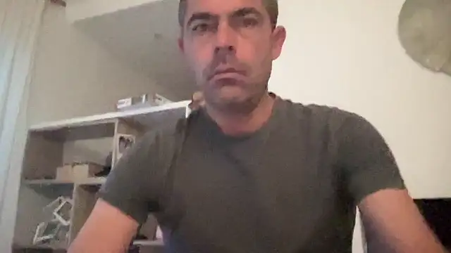 Riccardo86xx online show from 04/30/26, 04:08
