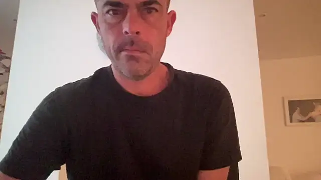 Riccardo86xx online show from 05/05/26, 03:47