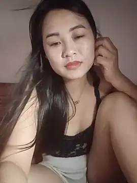 Snapshot of Pivi12 chatting on 07/03/26, 02:12 Pivi12 online show from 07/03/26, 02:12