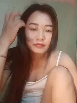 Snapshot of Pivi12 chatting on 07/16/26, 04:29 Pivi12 online show from 07/16/26, 04:29