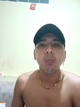 Snapshot of jeff6420 chatting on 04/27/26, 09:29 jeff6420 online show from 04/27/26, 09:29