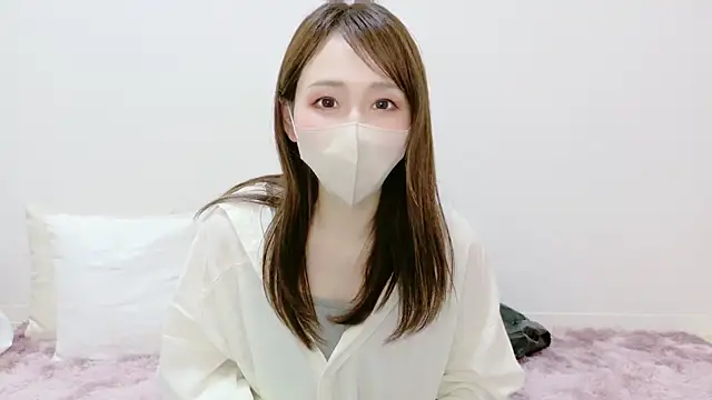 momoka  o0 online show from 05/19/26, 04:30
