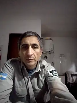Snapshot of Alejandro83bsf chatting on 05/29/26, 10:52 Alejandro83bsf online show from 05/29/26, 10:52