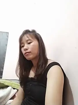 Snapshot of -Natina- chatting on 06/18/26, 01:48 -Natina- online show from 06/18/26, 01:48