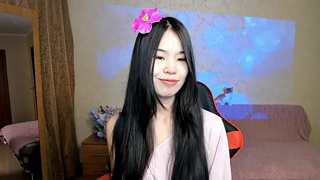 Snapshot of Akiba_cute chatting on 05/11/26, 06:05 Akiba cute online show from 05/11/26, 06:05