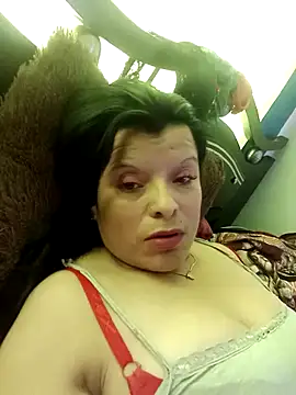 Snapshot of Samantha_Kieran chatting on 04/30/26, 08:57 Samantha Kieran online show from 04/30/26, 08:57