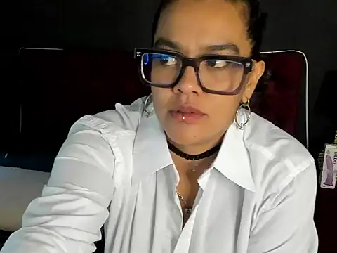 Snapshot of ZiaNoir_ chatting on 05/30/26, 08:39 ZiaNoir online show from 05/30/26, 08:39
