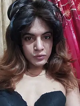 Snapshot of SexyShila-97 chatting on 06/19/26, 03:11 SexyShila-97 online show from 06/19/26, 03:11