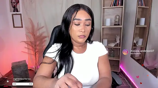 alessia anderson online show from 02/18/26, 01:56