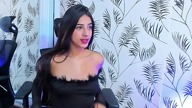 Snapshot of SophiaRivers chatting on 04/28/26, 01:27 SophiaRivers online show from 04/28/26, 01:27