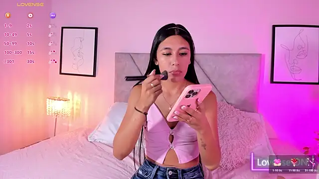 Emiilyh  online show from 05/26/26, 07:21