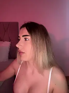 IrisDesiree online show from 05/09/26, 01:16