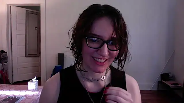 AnnywnBelle online show from 05/05/26, 10:07