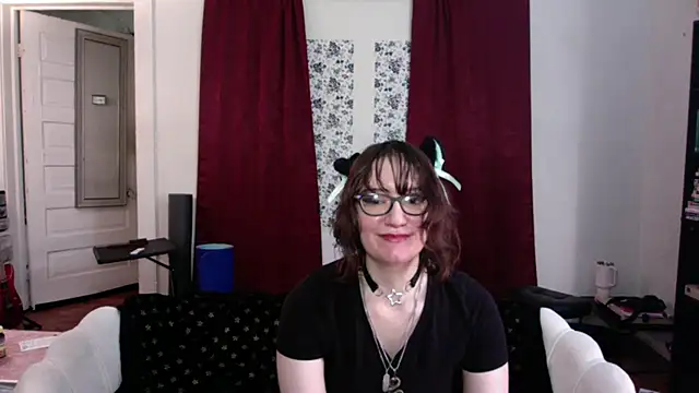 AnnywnBelle online show from 05/28/26, 08:17