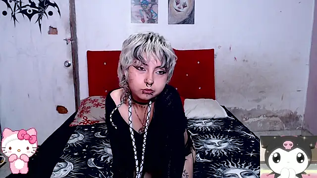 Cute Chrixxx online show from 05/13/26, 12:35
