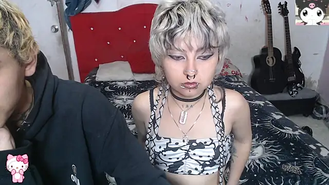 Cute Chrixxx online show from 05/25/26, 12:11