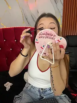 Snapshot of Ally_sunnn chatting on 04/28/26, 03:28 Ally sunnn online show from 04/28/26, 03:28