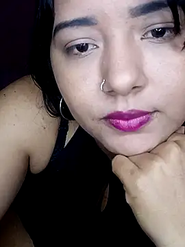 Snapshot of Estrellitadelmar chatting on 05/28/26, 02:14 Estrellitadelmar online show from 05/28/26, 02:14