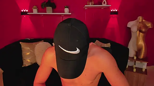 Snapshot of Saackthompson chatting on 04/28/26, 03:44 Saackthompson online show from 04/28/26, 03:44