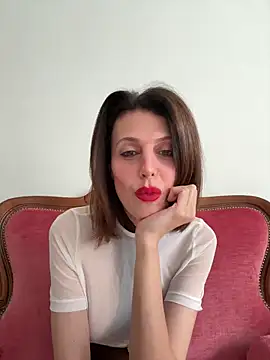 Snapshot of EliseAfterDark chatting on 04/30/26, 07:36 EliseAfterDark online show from 04/30/26, 07:36