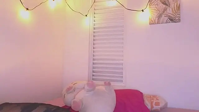 VictoriaaLopez online show from 06/23/26, 07:01
