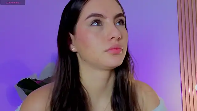 Snapshot of Megann_Rousee chatting on 04/29/26, 01:15 Megann Rousee online show from 04/29/26, 01:15