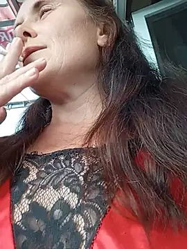 Snapshot of MerelinMILf2 chatting on 07/24/26, 03:32 MerelinMILf2 online show from 07/24/26, 03:32