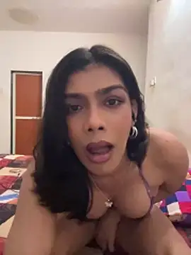 Snapshot of Mayra_xx chatting on 05/24/26, 06:24 Mayra xx online show from 05/24/26, 06:24