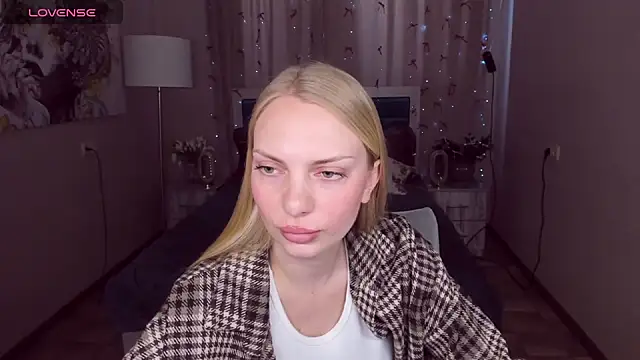 NancyGlamour online show from 05/16/26, 09:50